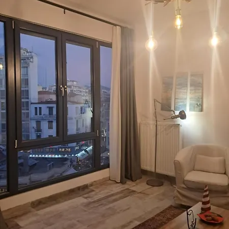 Apartment Ellis